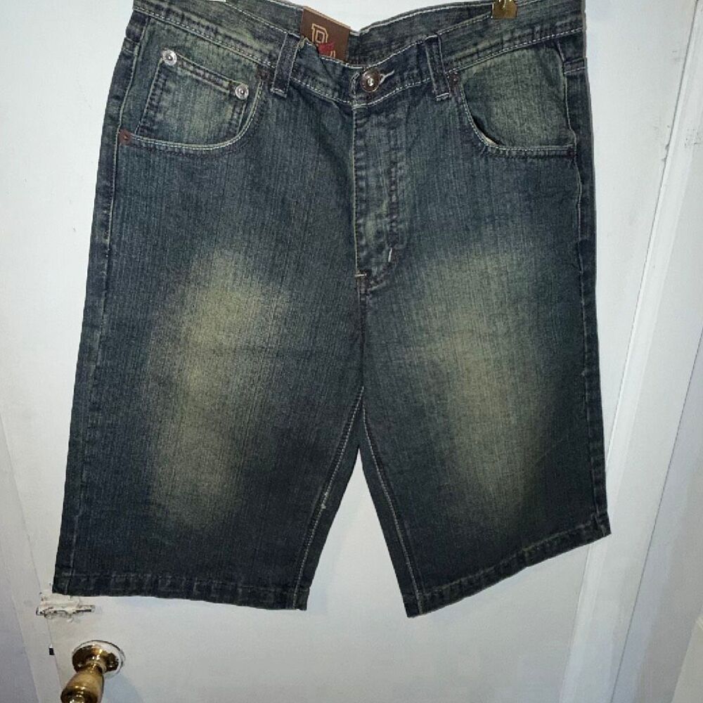 BROOKLYN BASEMENT Vintage Wash Y2K Denim Baggy Shorts-36 {NWT}